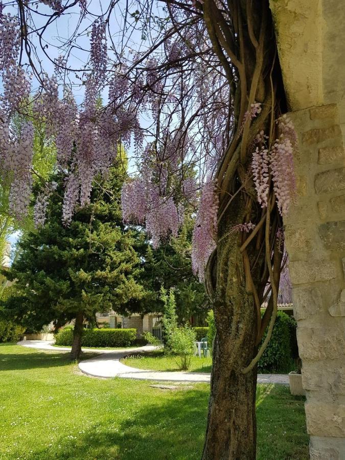 Hotel Le Moulin De Cesar Vaison-la-Romaine Exterior foto